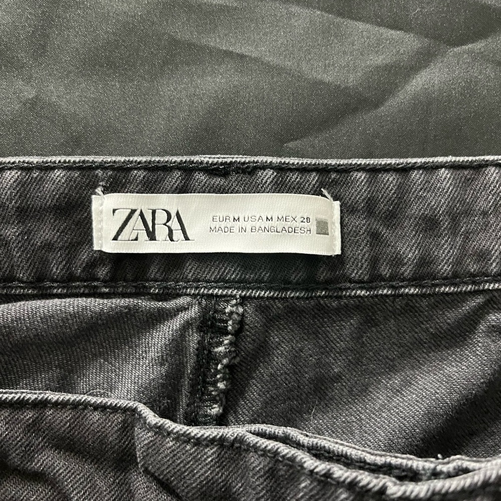 Zara black  Frayed Jean Shorts denim medium - Picture 4 of 5
